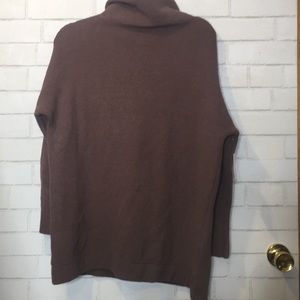 New with tags purple turtle neck